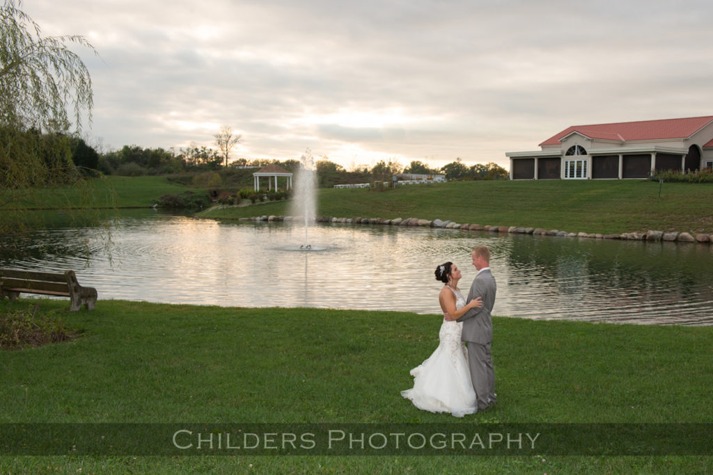 covid friendly outdoor wedding venue on the water
